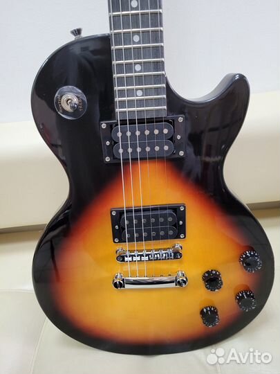 Новая электрогитара с гарантией Rocket Les Paul LP