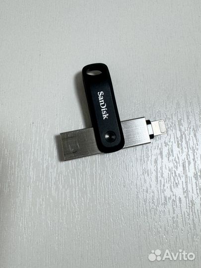 Флеш-накопитель, флешка USB и Lightning, 256 gb