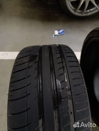 Triangle TH201 Sportex 255/35 R18 94Y