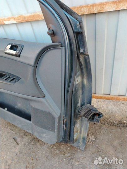 Дверь передняя левая Volkswagen Polo 4 2004