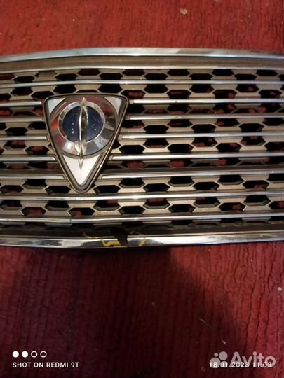 Решетка радиатора тайота опа