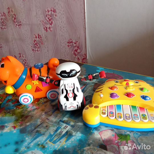 Игрушки музыкальные