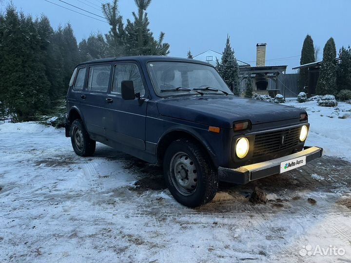 LADA 4x4 (Нива) 1.7 МТ, 2005, 100 000 км