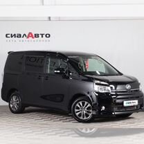 Toyota Voxy 2.0 CVT, 2012, 156 836 км, с пробегом, цена 1 765 000 руб.