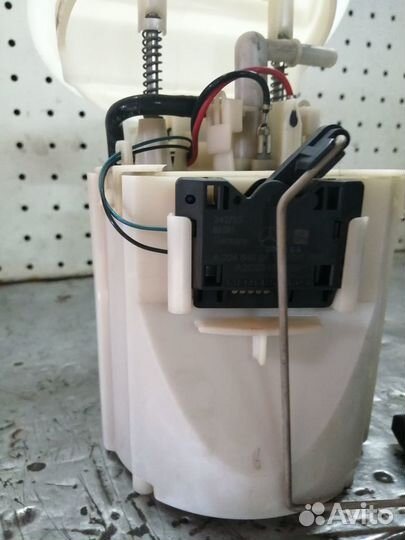 Топливный насос Mercedes c class w204 А2044700294