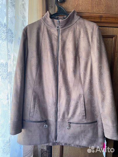 Куртка женская 54