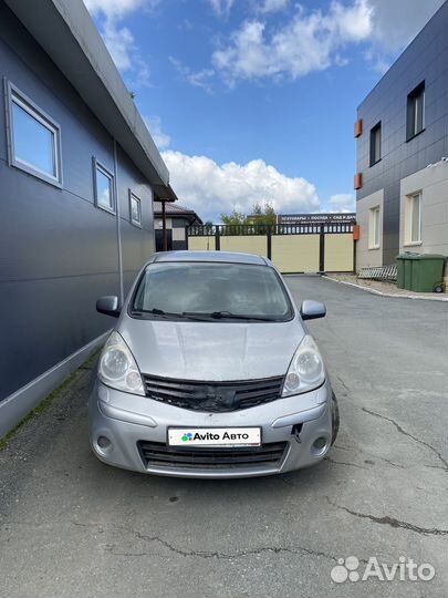 Nissan Note 1.6 МТ, 2010, битый, 180 000 км