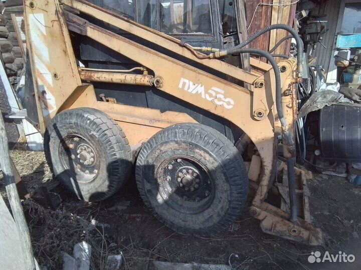 Мини-погрузчик Уралвагонзавод ПУМ-500, 1999