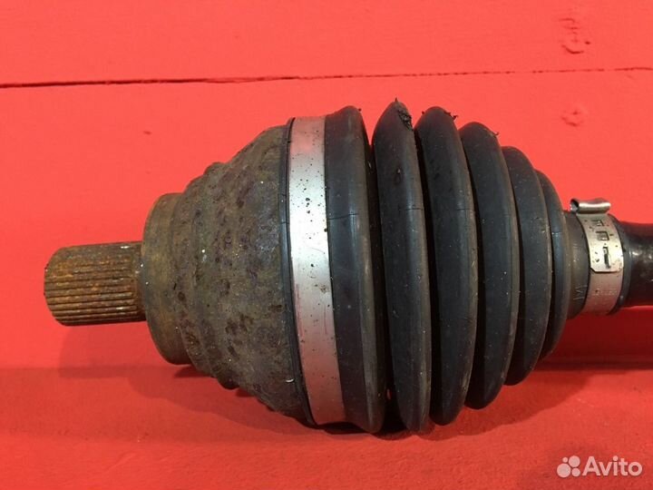 Привод передний левый Skoda Octavia A7 лифтбэк