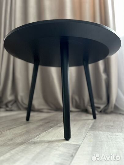 Дизайнерский журнальный столик