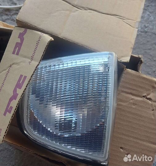 Указатель поворота правый ауди 80/90