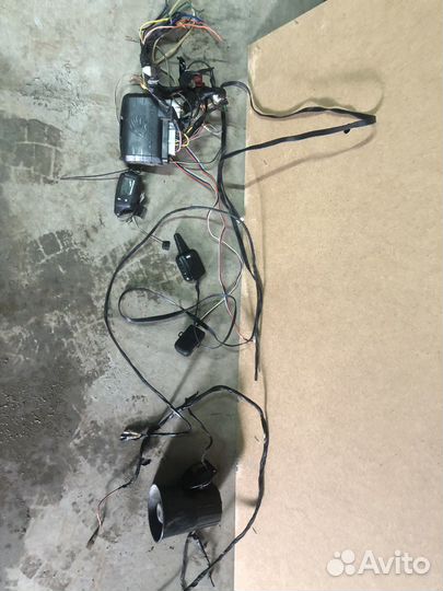 Сигнализация с автозапуском tomahawck