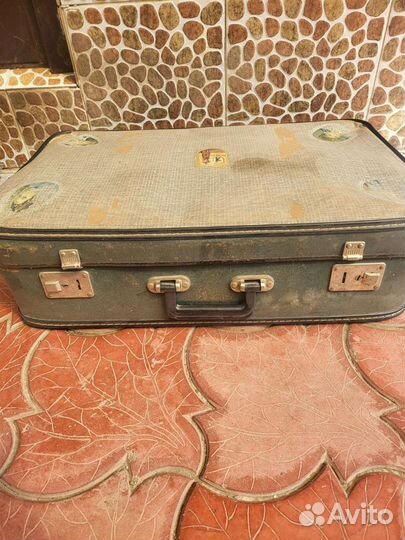 Чемоданы времен СССР