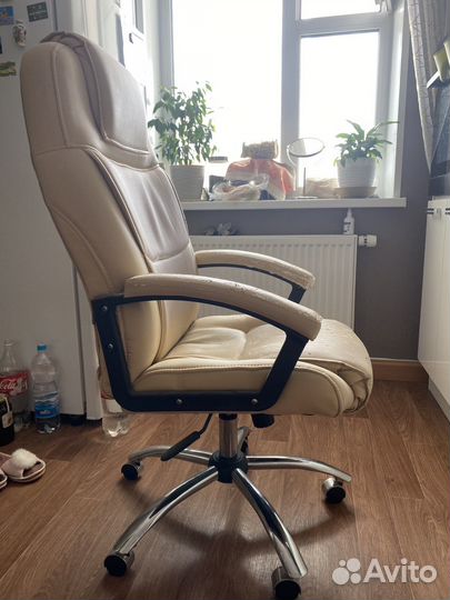 Стул офисный или компьютерный