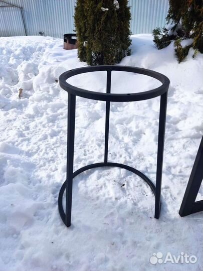 Подстолье из металла