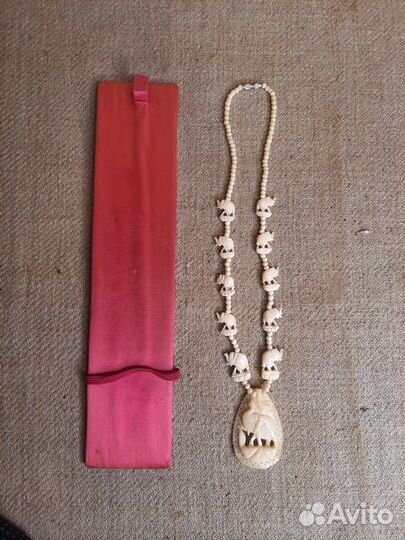 Ожерелье бусы из кости индия новые в упаковке