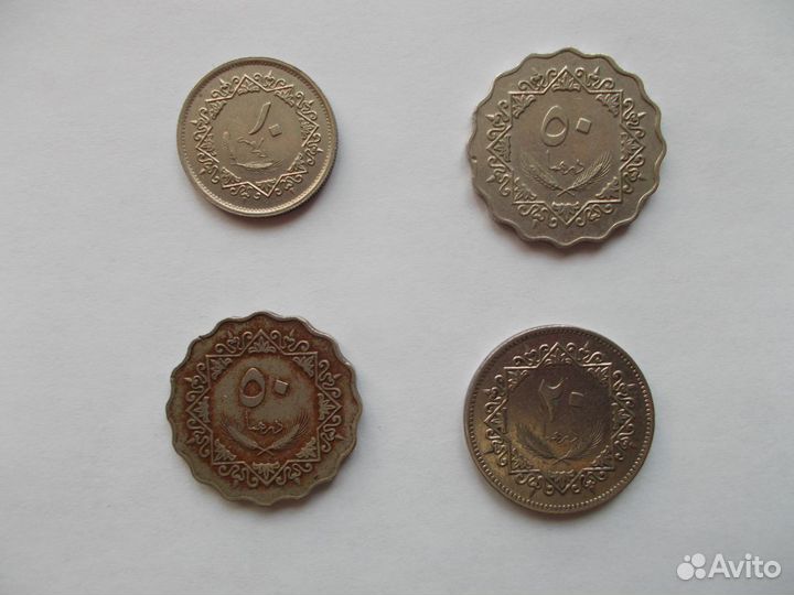 Монеты: Ливия,Азербайджан,Турция,Швейцария,Чехия