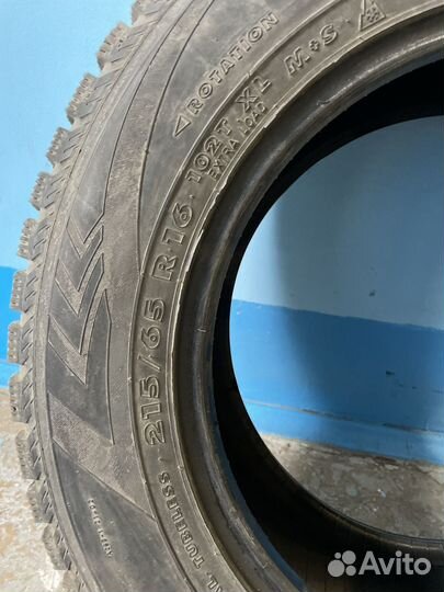 Зимняя резина 215 65 r16