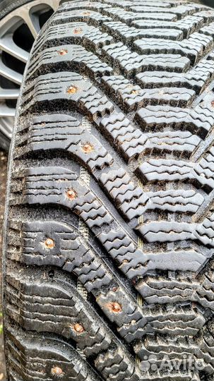 Goodyear UltraGrip 500 225/60 R17