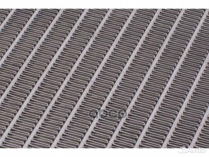 Радиатор охл. двигателя Land Rover Discovery 04