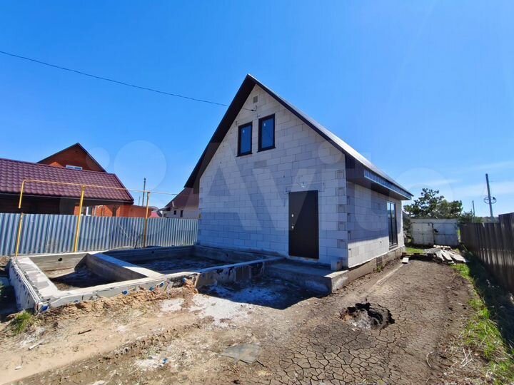 Дом 95 м² на участке 5 сот.