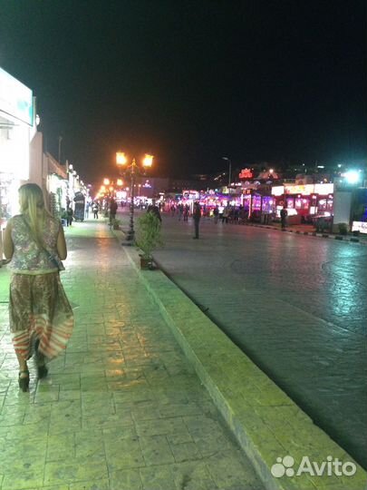 Платье со шлейфом