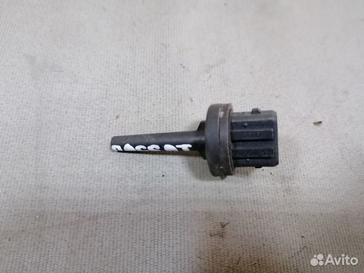 Датчик температуры уличного воздуха VW Passat B5