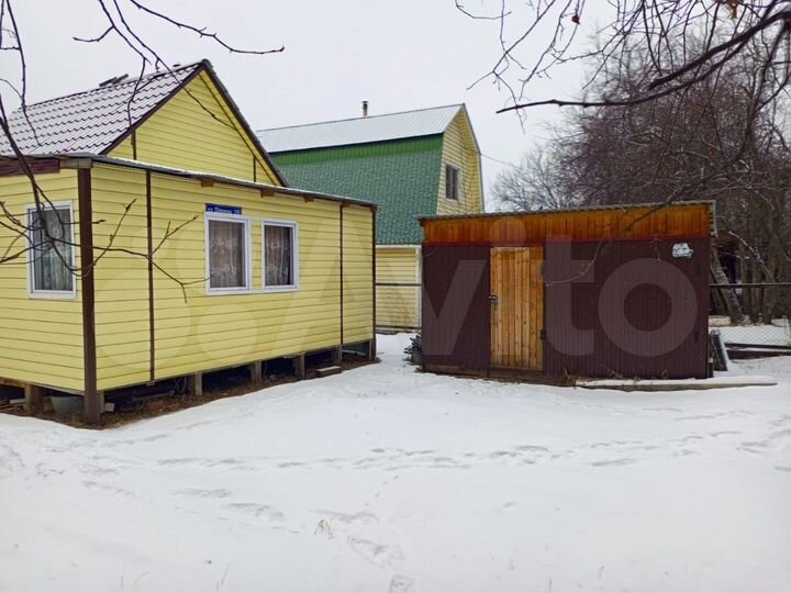 Дача 20 м² на участке 7,5 сот.