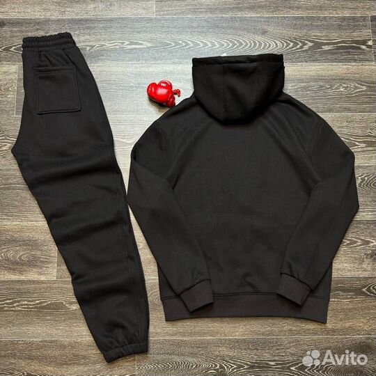 Спортивный костюм Nike