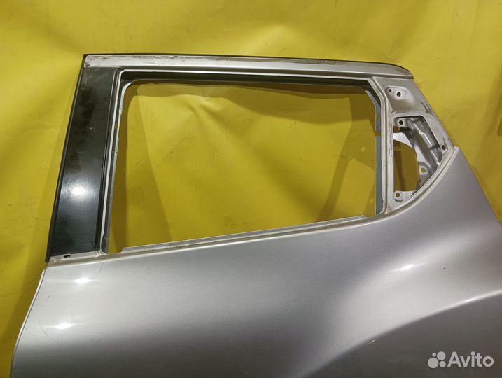 Дверь задняя левая Nissan Juke Ниссан жук