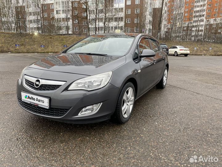 Opel Astra 1.6 AT, 2012, 135 300 км