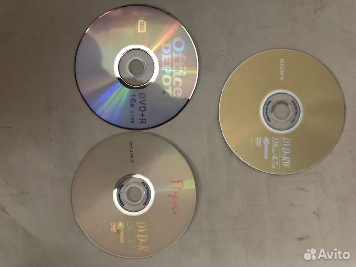DVD и CD диски пустые