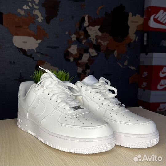 Nike Air Force 1