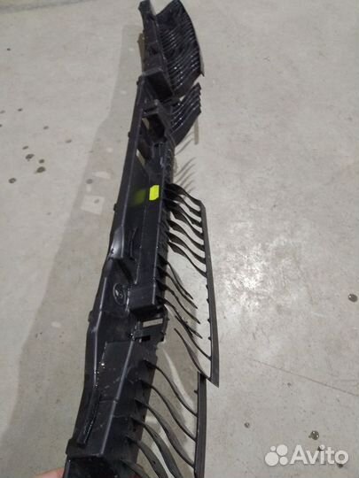 Кронштейн бампера заднего Фольксваген Тигуан