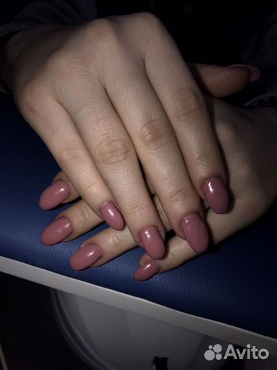 Наращивание ногтей под кутикулу