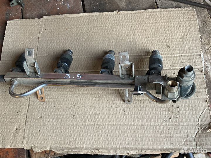 Топливная рампа opel vectra b 1.6