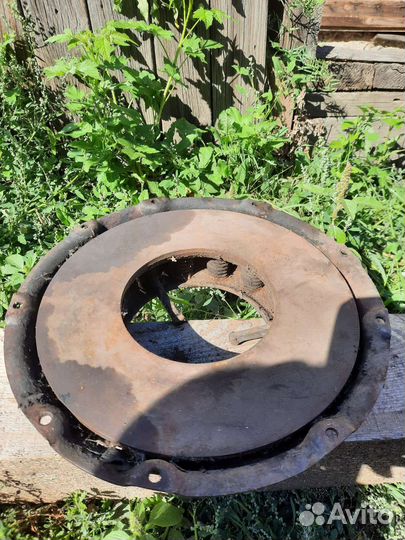 Продам корзину сцепления (фередо) газ -53