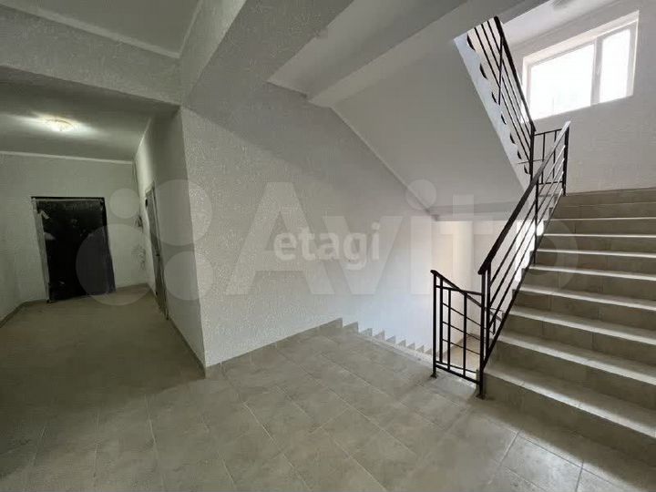 2-к. квартира, 69 м², 1/6 эт.