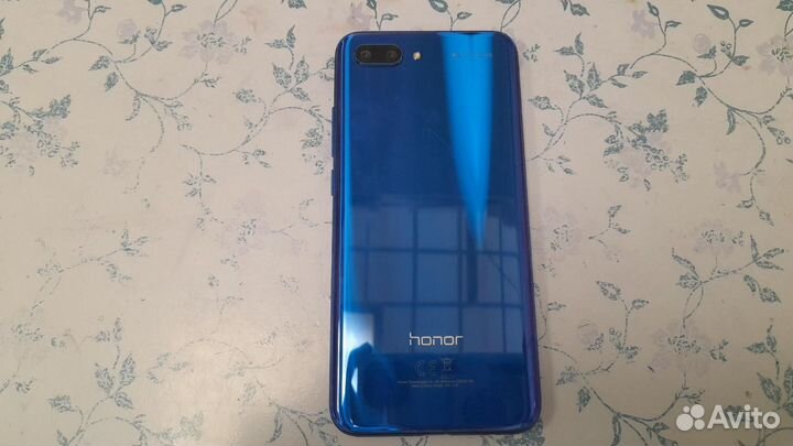 HONOR 10, 4/64 ГБ