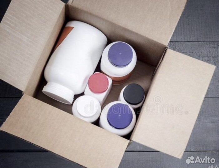 Коробка с косметикой