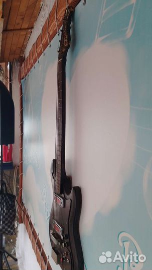 Бас гитара