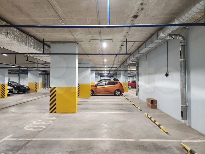 Машиноместо, 15 м²