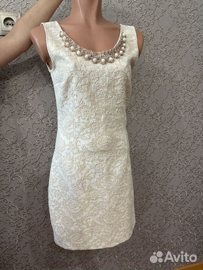 Коктейльное платье 42 44 бежевое