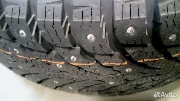 Nokian Tyres Hakkapeliitta 9 255/55 R19 111T