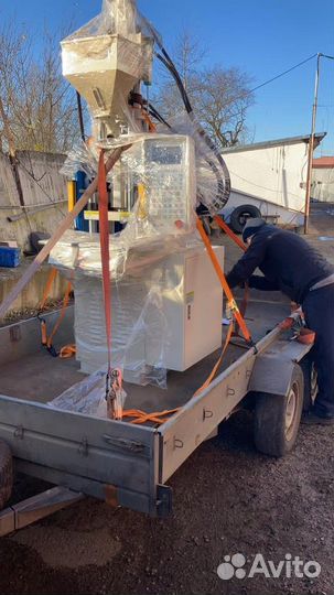 Вертикальный термопластавтомат тпа