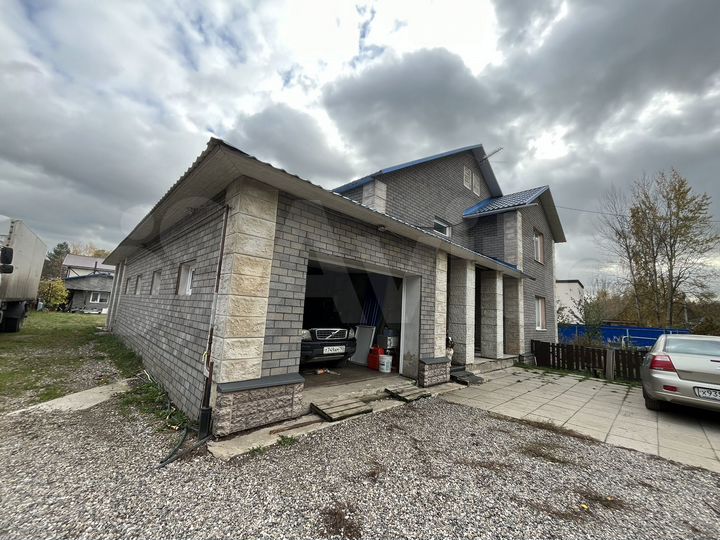 Дом 295 м² на участке 15 сот.