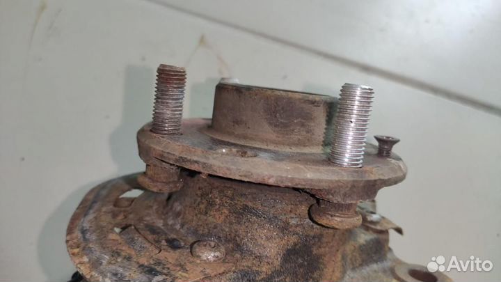 Кулак передний правый Opel Corsa C рест. 2004