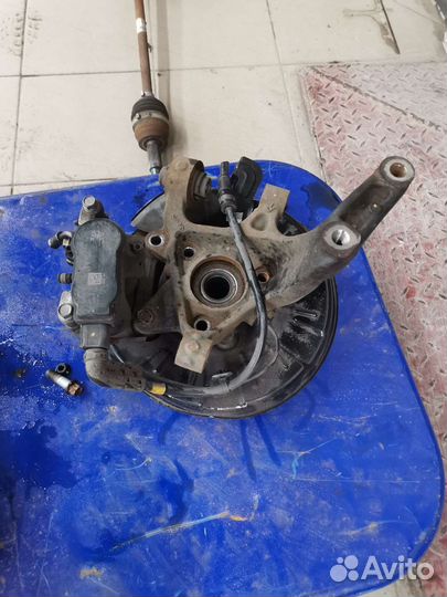 Кулак поворотный задний правый Kia Seltos 1