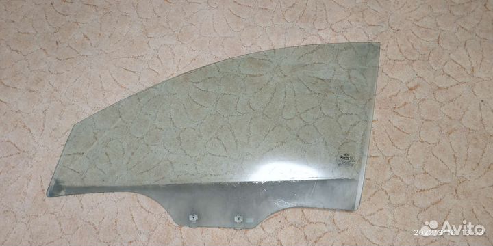 Киа Рио 2 стекло двери левой передней