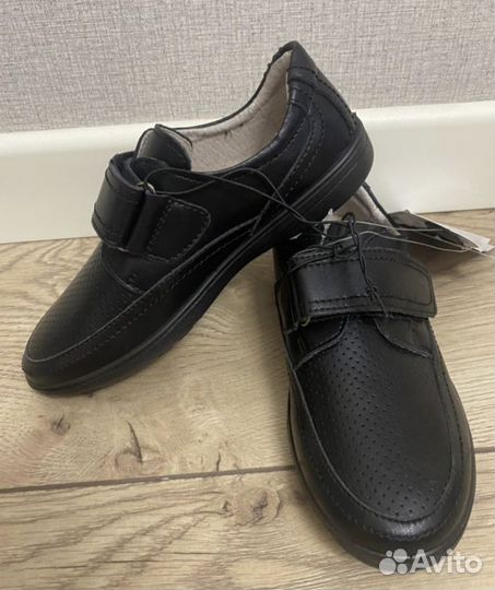 Туфли для мальчика 32 новые